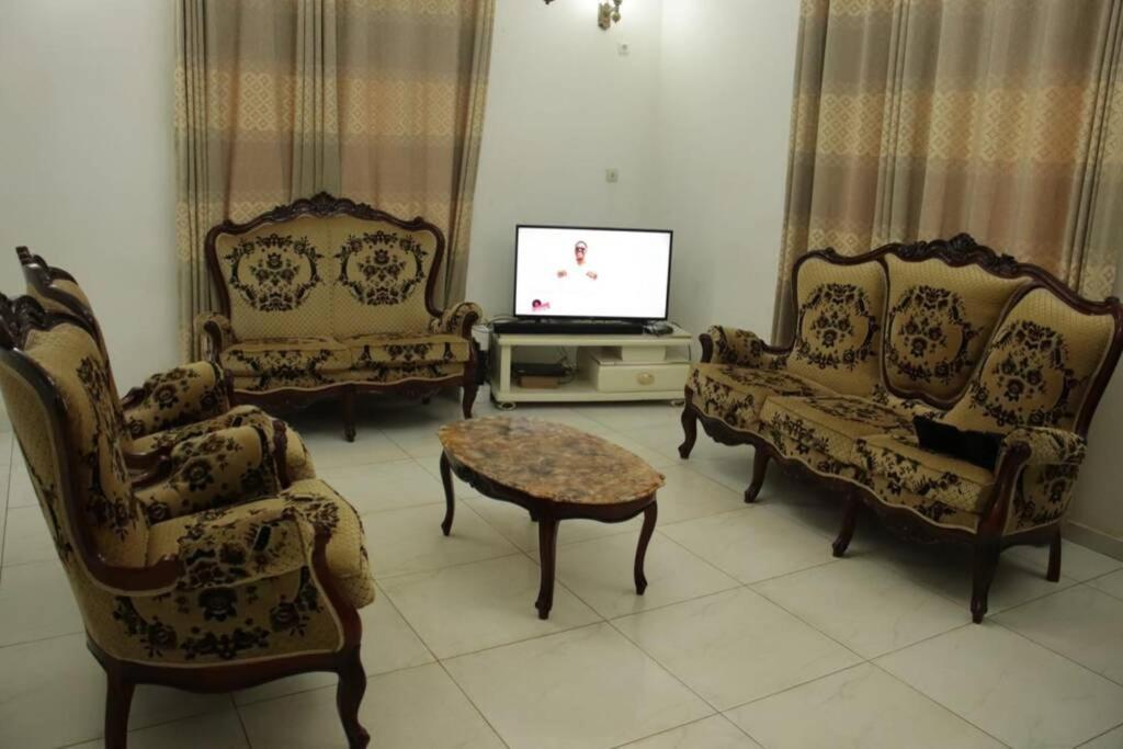 Residence Jeanne A Yaounde Odza Messamengo Eksteriør bilde