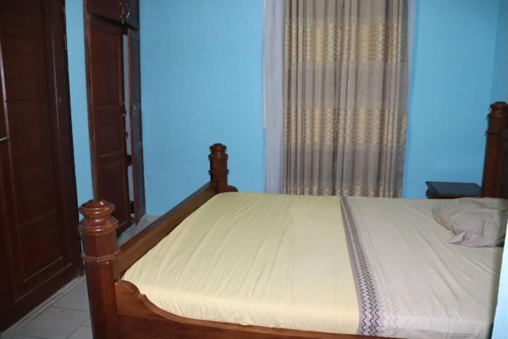 Residence Jeanne A Yaounde Odza Messamengo Eksteriør bilde